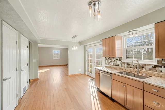 7817 Red Mill Drive, West Chester, OH 45069