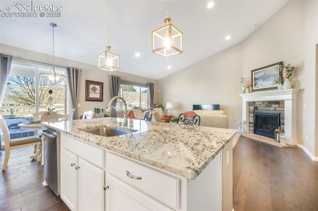 5724 Berry Ridge Way, Castle Rock, CO 80104