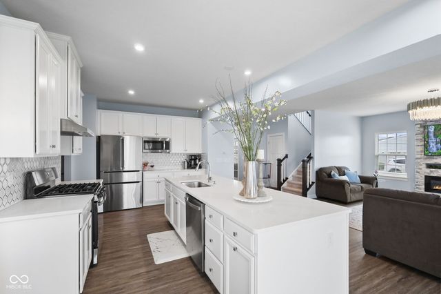 12902 Girvan Way, Fishers, IN 46037