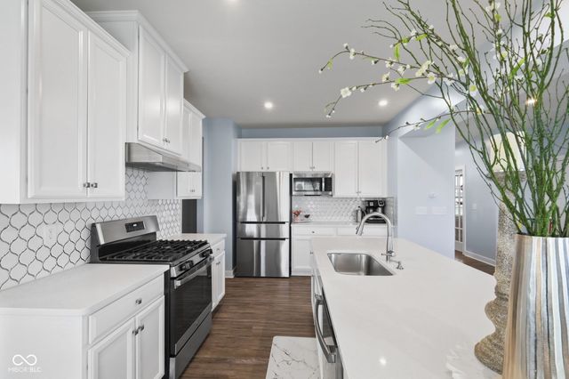 12902 Girvan Way, Fishers, IN 46037