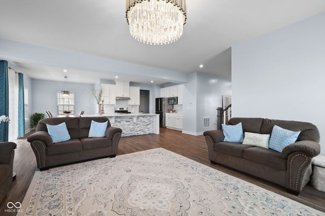 12902 Girvan Way, Fishers, IN 46037