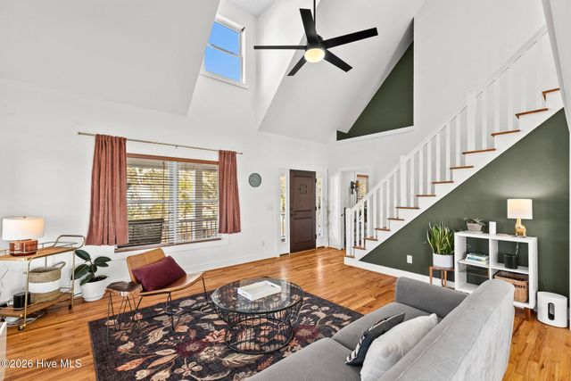 1039 Chadwick Shores Drive, Sneads Ferry, NC 28460