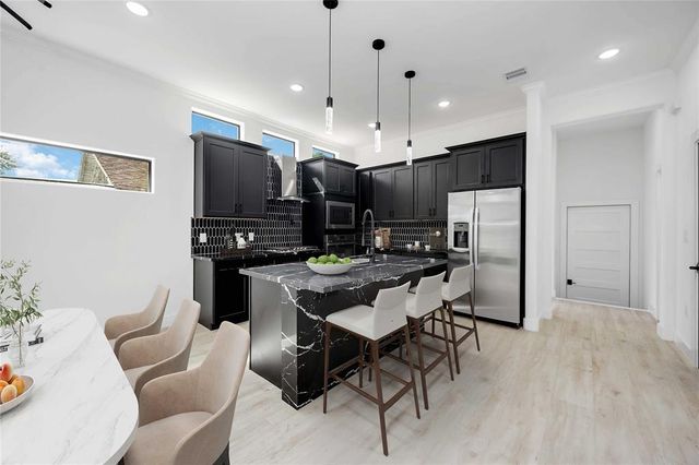 3020 Retta Street, Houston, TX 77026