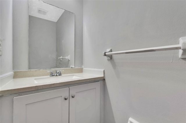 2326 HUNTINGTON GREEN COURT 4, Orlando, FL 32839