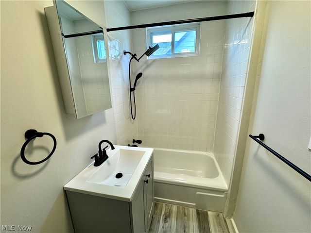 1851 W 58th Street, Cleveland, OH 44102