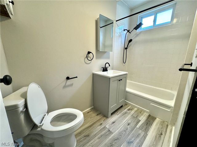 1851 W 58th Street, Cleveland, OH 44102