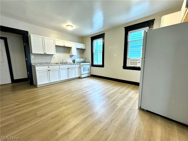 1851 W 58th Street, Cleveland, OH 44102