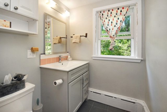 36 Russell, Carlisle, MA 01741