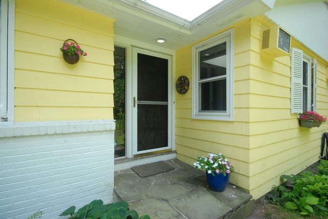 36 Russell, Carlisle, MA 01741