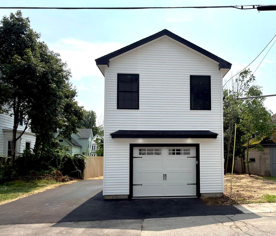 9 Chestnut Street, Sanford, ME 04083 — photo 2