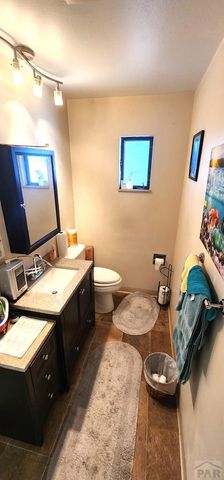 1303 Cypress St, Pueblo, CO 81004