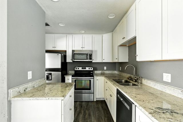 2510 Ewell Drive, League City, TX 77573