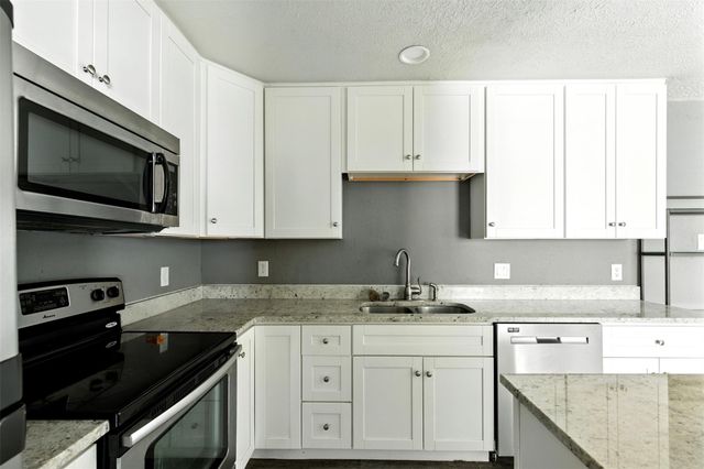 2510 Ewell Drive, League City, TX 77573