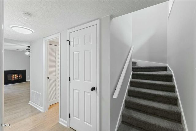 4101 Five Oaks Drive 40, Durham, NC 27707
