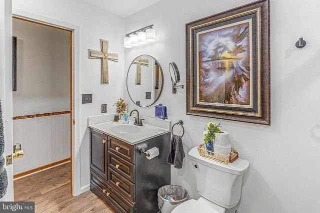 1077 BRAMLY DR, Hagerstown, MD 21742