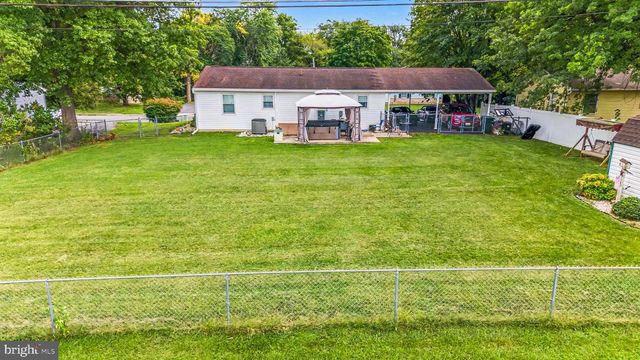 1077 BRAMLY DR, Hagerstown, MD 21742