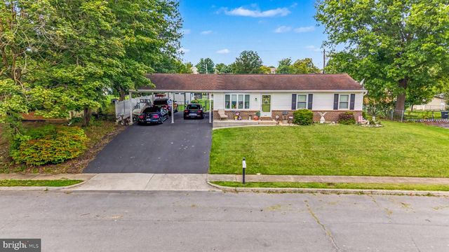 1077 BRAMLY DR, Hagerstown, MD 21742
