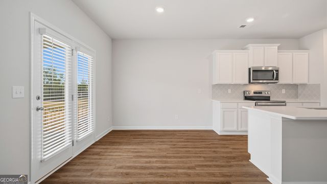 565 Great Salt Lane, Hoschton, GA 30548