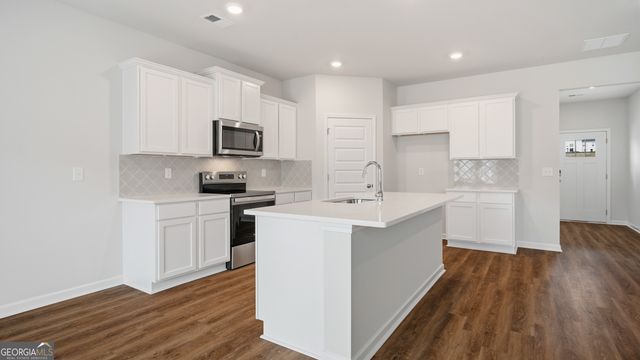 565 Great Salt Lane, Hoschton, GA 30548