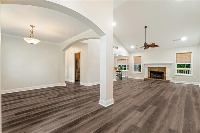 6920 Autumn Hills Drive, Cumming, GA 30028