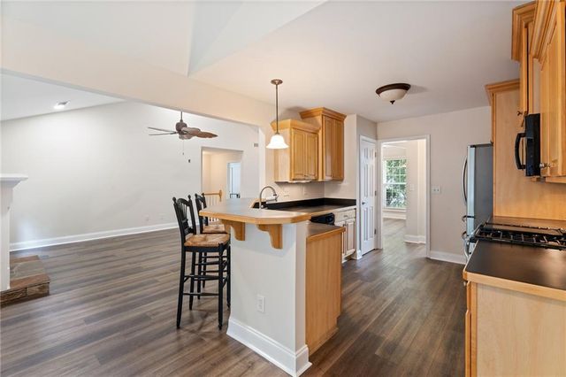6920 Autumn Hills Drive, Cumming, GA 30028