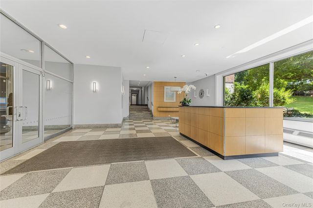 2550 Independence Avenue 2F, Bronx, NY 10463