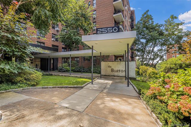 2550 Independence Avenue 2F, Bronx, NY 10463