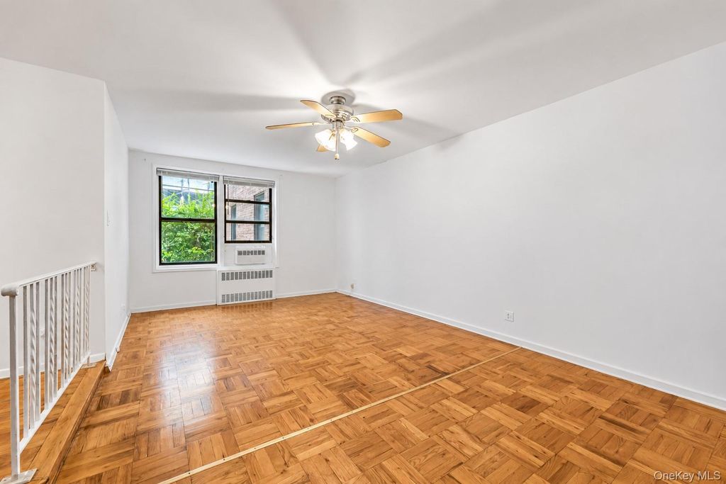 2550 Independence Avenue 2F, Bronx, NY 10463 — photo 3