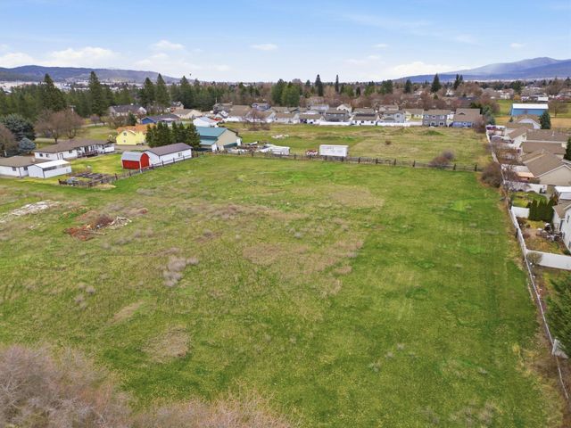 17302 E Montgomery Ave, Spokane Valley, WA 99216