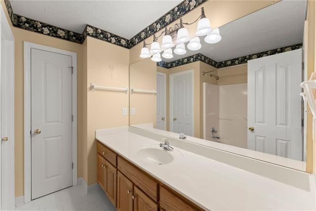 2015 Ashton Pointe Drive, Dacula, GA 30019