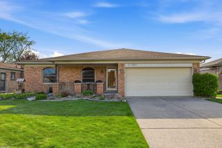 47651 Chrys Road, Macomb Twp, MI 48044