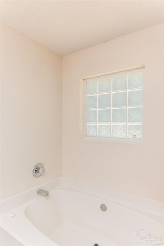 1111 Simpson St, Pensacola, FL 32526