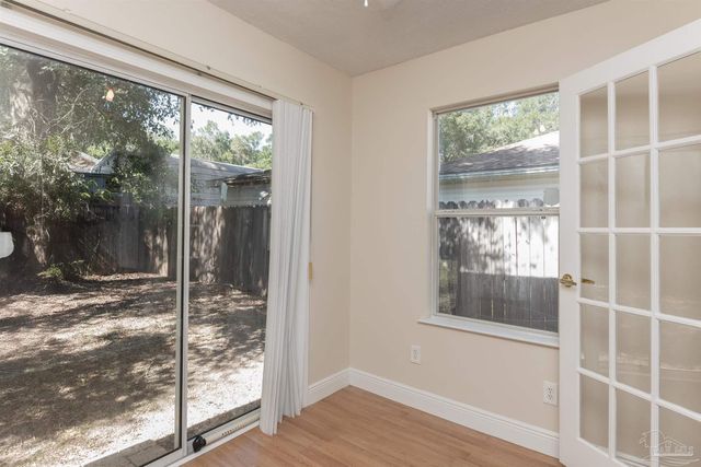 1111 Simpson St, Pensacola, FL 32526