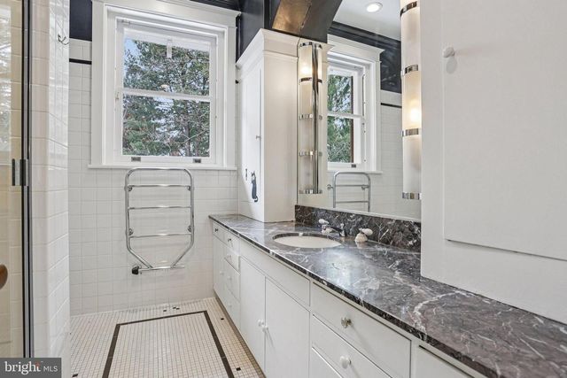 3442 LANARK RD, Coopersburg, PA 18036