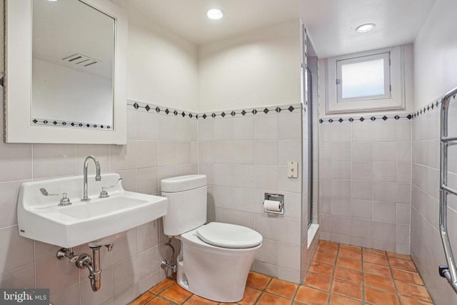 3442 LANARK RD, Coopersburg, PA 18036