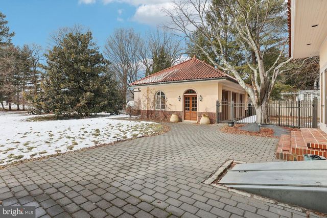 3442 LANARK RD, Coopersburg, PA 18036