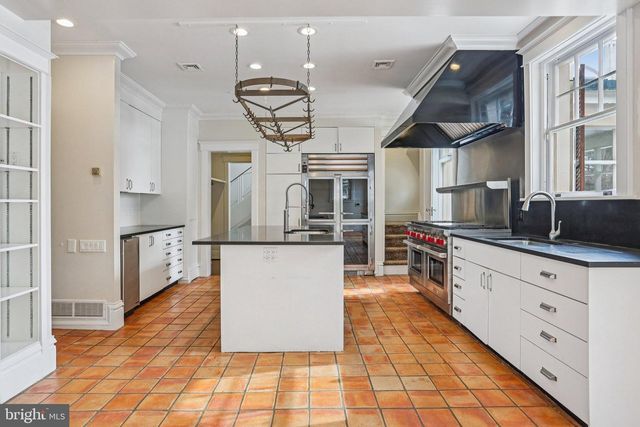 3442 LANARK RD, Coopersburg, PA 18036