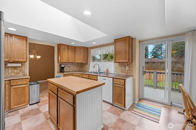 2116 139th Place SE, Mill Creek, WA 98012