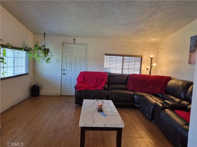 6959 Newbury, San Bernardino, CA 92404