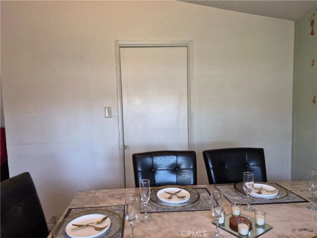 6959 Newbury, San Bernardino, CA 92404
