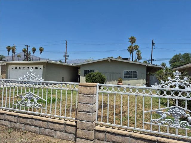6959 Newbury, San Bernardino, CA 92404