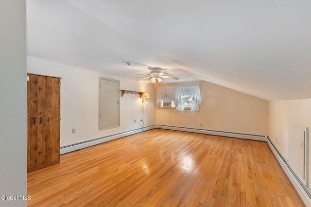 17 Barcelona Drive, Clifton Park, NY 12065
