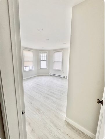 739 Parker St 3, Boston, MA 02120
