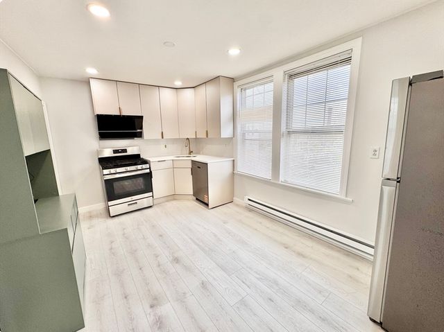 739 Parker St 3, Boston, MA 02120