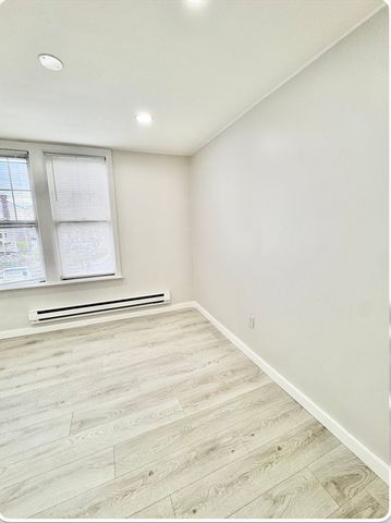 739 Parker St 3, Boston, MA 02120
