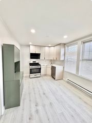 739 Parker St 3, Boston, MA 02120
