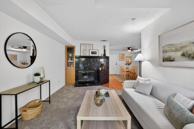 7674 Lily Mar Ln, Antelope, CA 95843