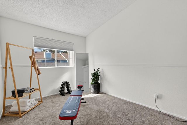 7674 Lily Mar Ln, Antelope, CA 95843