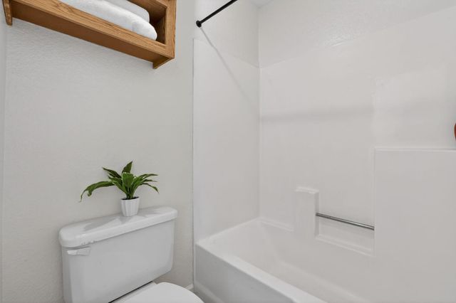 7674 Lily Mar Ln, Antelope, CA 95843