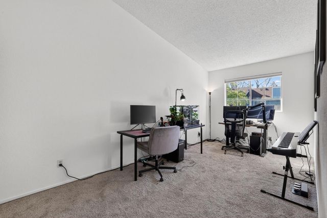 7674 Lily Mar Ln, Antelope, CA 95843